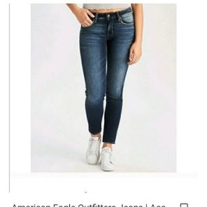 American Eagle super skinny jeans